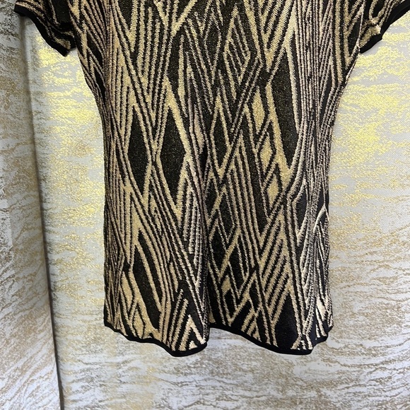 Lauren Ralph Lauren Black/Gold Geometric Metallic Cold Shoulder Top Size M - Picture 7 of 14